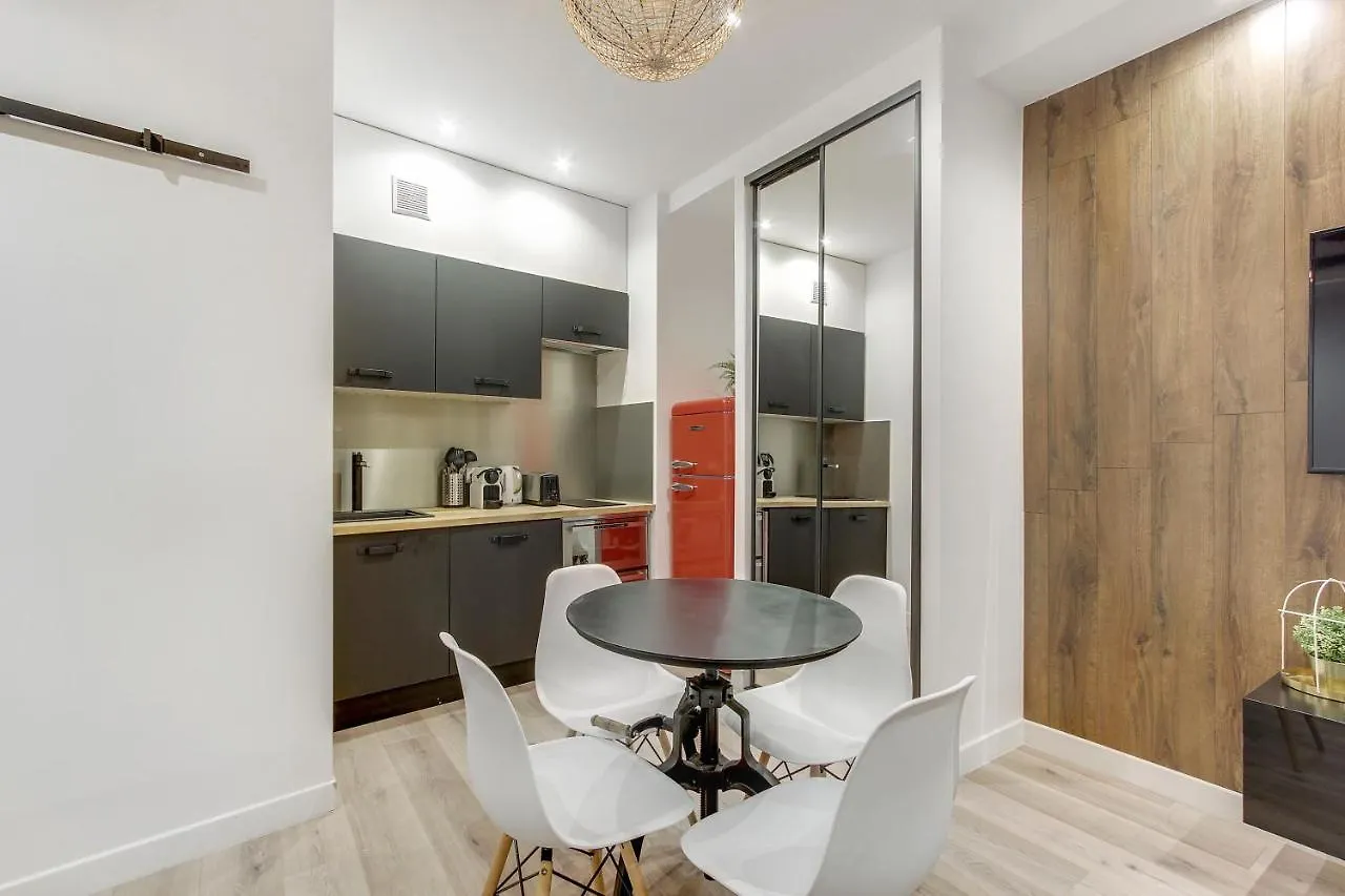 Suite Montorgueil New Apartment Paris